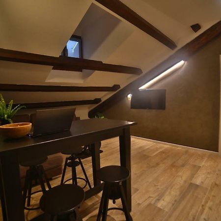 Moscova Attic Near Duomo Apartment มิลาน ภายนอก รูปภาพ