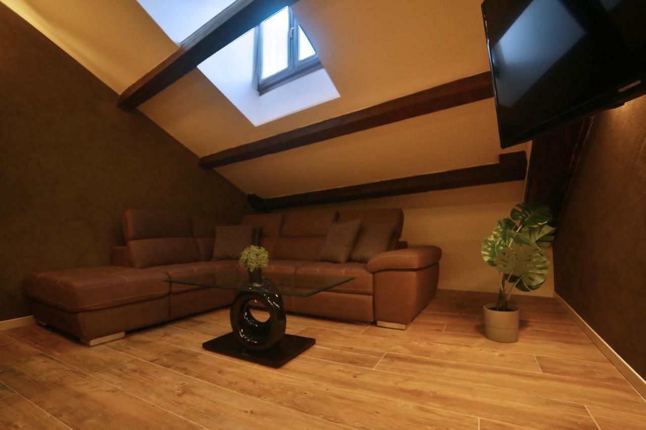 Moscova Attic Near Duomo Apartment มิลาน ภายนอก รูปภาพ