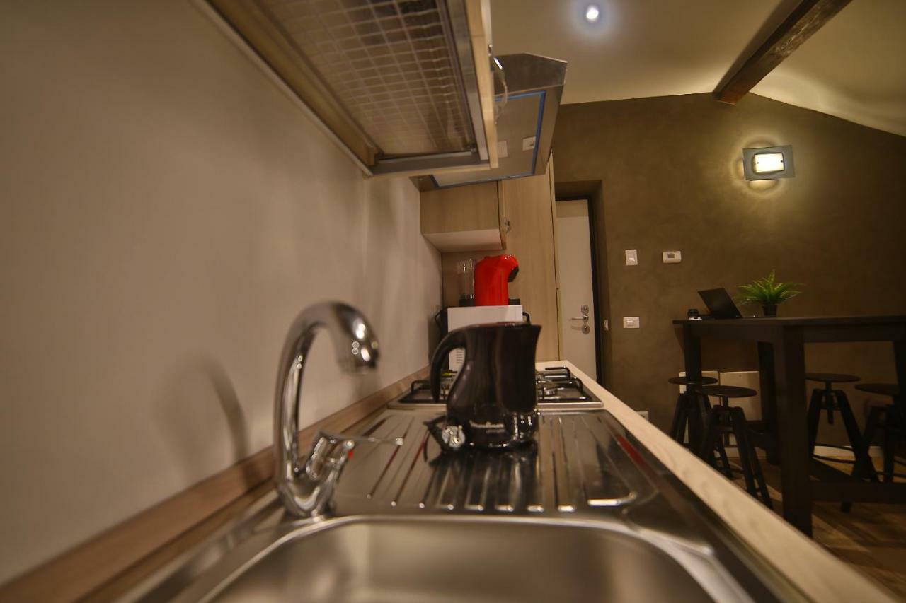 Moscova Attic Near Duomo Apartment มิลาน ภายนอก รูปภาพ